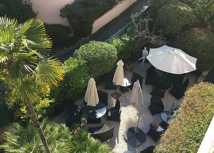 Ideal Sejour Cannes - Stylish Boutique Hotel with quiet garden